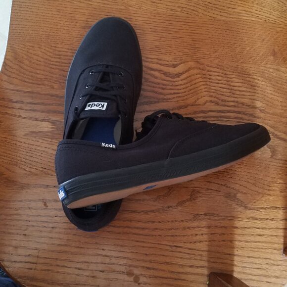 KEDS CHAMPION CANVAS SNEAKERSBLACK/BLACK| SIZE 9 XW (EXTRA WIDE) - Picture 5 of 8